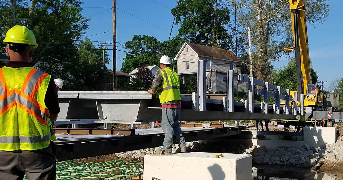 The Cannelville Road Bridge is an example of the innovative and cost-effective press-brake-formed steel tub girder technology. Photo by SSSBA.
